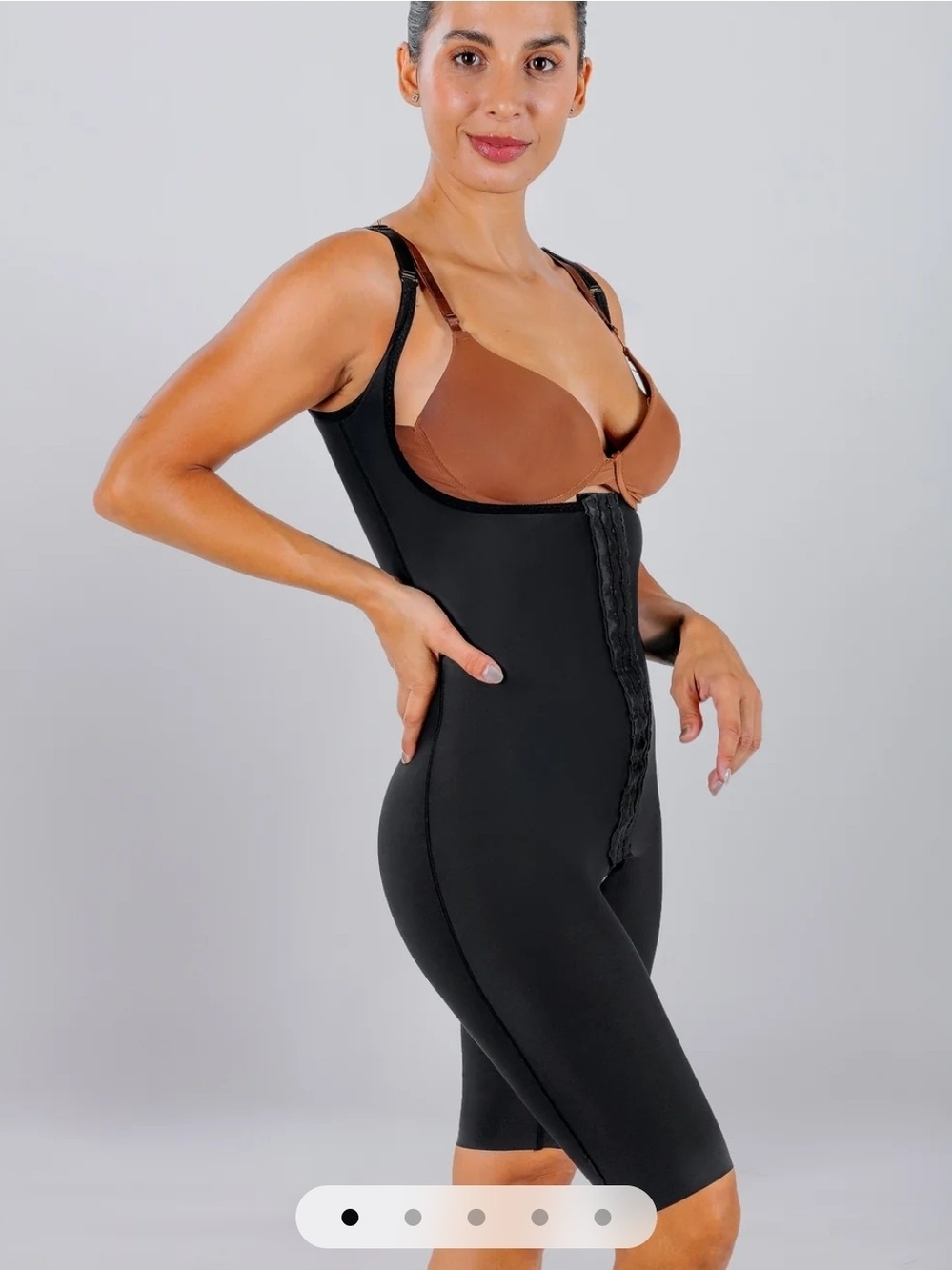 Anna 1 Body